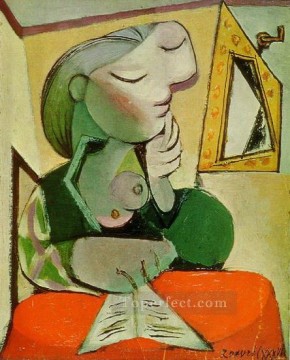女性の肖像画 1936 年パブロ・ピカソを読む女性 Oil Paintings